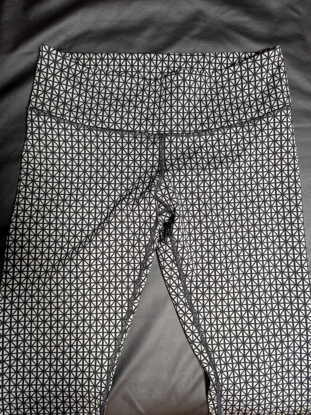 Lululemon Athletica Black & White Geometric Mid-Rise Leggings